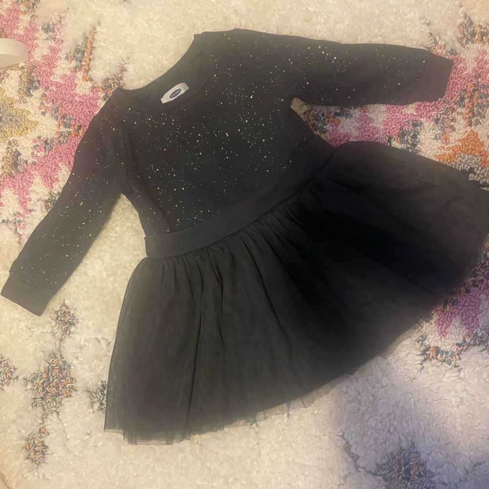Old Navy 2T Gray Sweatershirt Dress with Tulle Skirt and Gold Print Detail